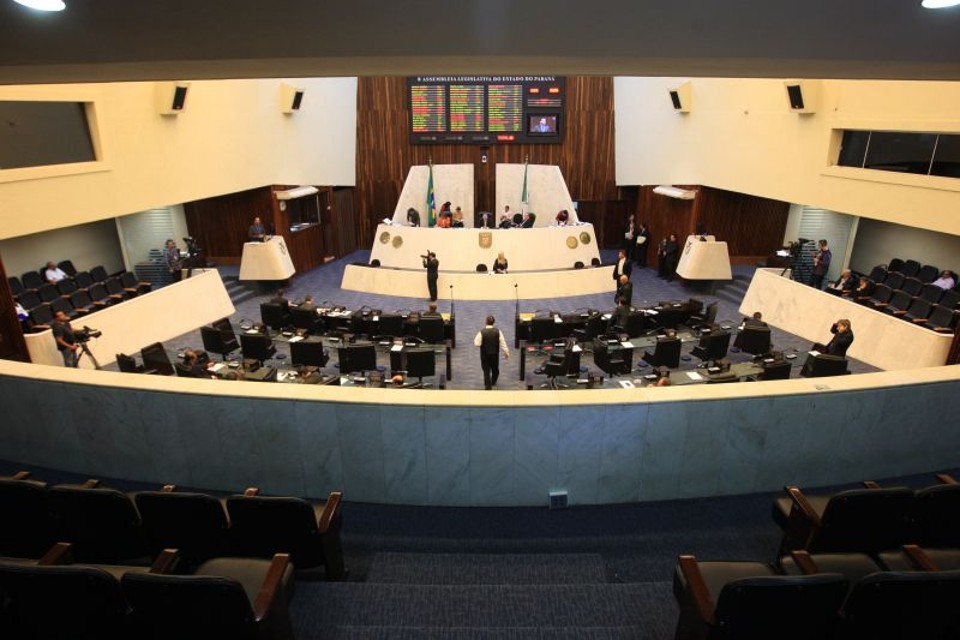 Plenário da Assembleia: 54 parlamentares são os responsáveis por elaborar leis estaduais | Ivonaldo Alexandre/ Gazeta do Povo
