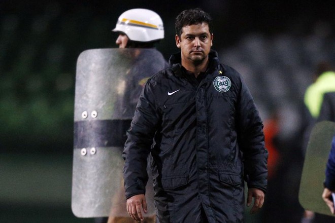 Marquinhos Santos criticou a postura do Coritiba diante do Cruzeiro | Albari Rosa / Gazeta do Povo