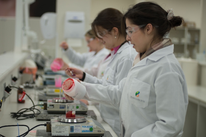 Reembolso de educação infantil e visita de enfermeiros às mamães e recém-nascidos resultaram na retenção de 98% dos funcionários no Grupo Boticário | Henry Milleo/ Gazeta do Povo