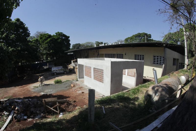 Obra no restaurante universitário da UEM: economia de R$ 535 mil com fiscalização | Walter Fernandes/ Gazeta do Povo