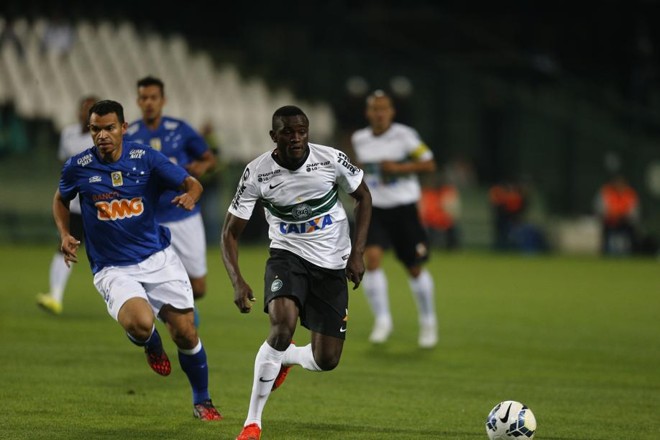 Joel mais uma vez foi titular no ataque do Coritiba | 