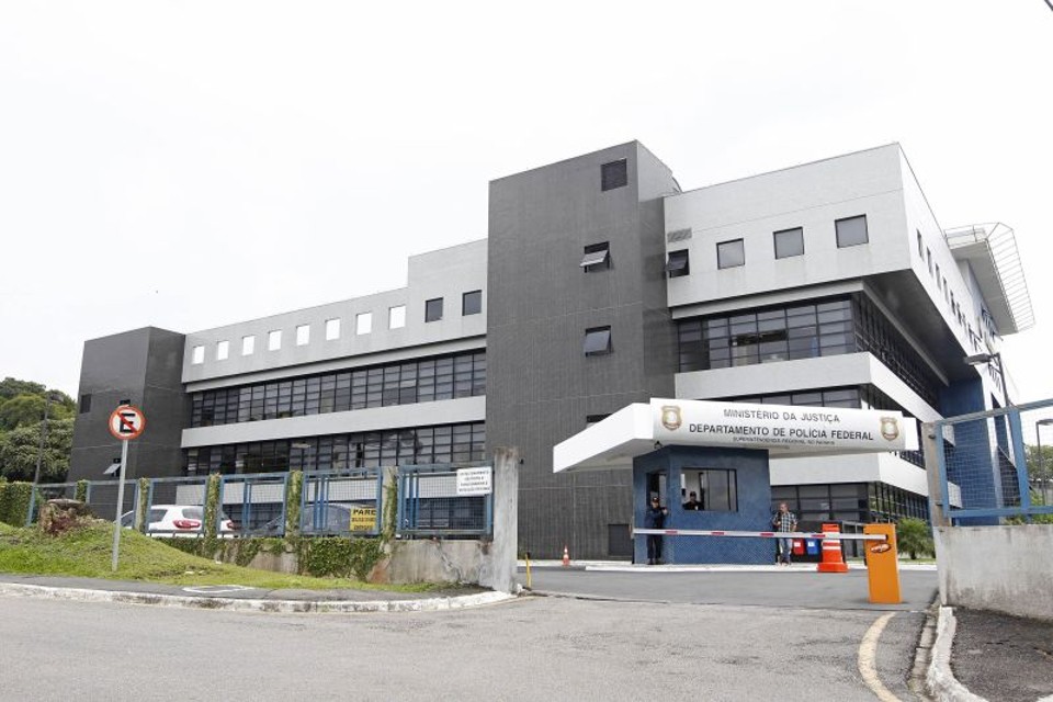 Sede da Polícia Federal em Curitiba, no bairro Santa Cândida. Local abriga o centro das investigações da operação Lava Jato | Antônio More / Gazeta do Povo