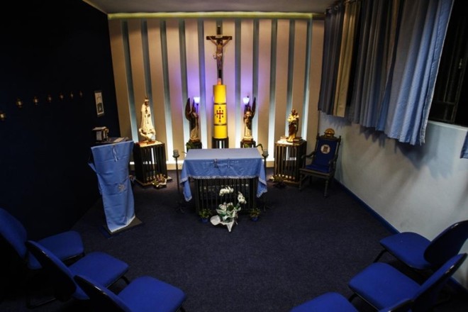 Capela no piso superior | 