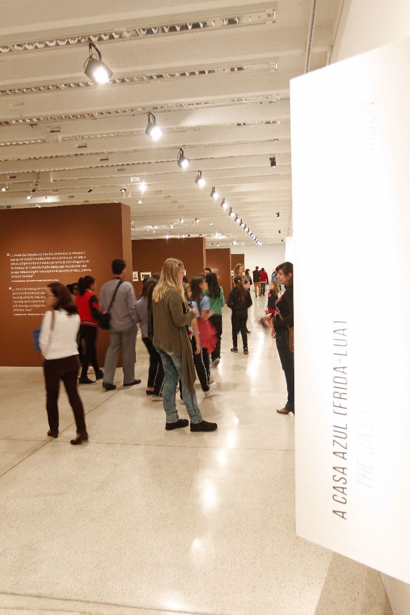 A sala com as fotografias de Frida Kahlo: visitação recorde no MON | Antônio More/Gazeta do Povo