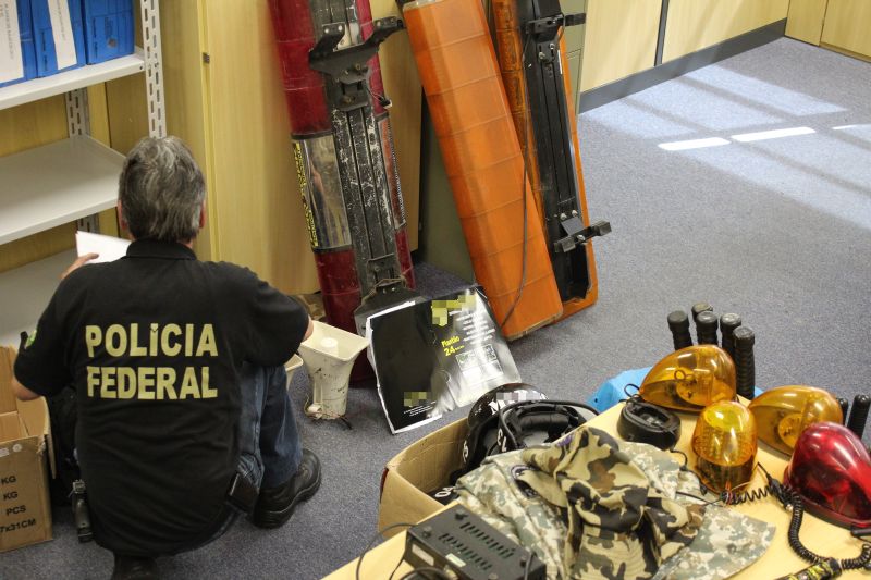 Equipes apreenderam equipamentos usados em viaturas | Divulgação/Polícia Federal
