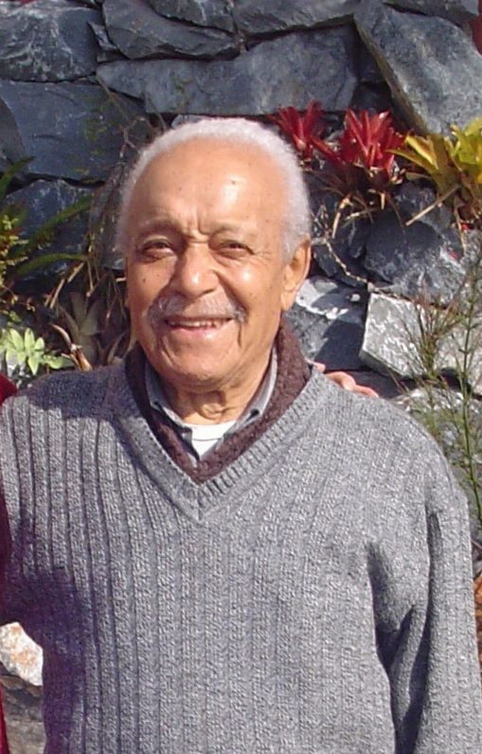 O mestre da tesoura do Salão Independência | Arquivo da família