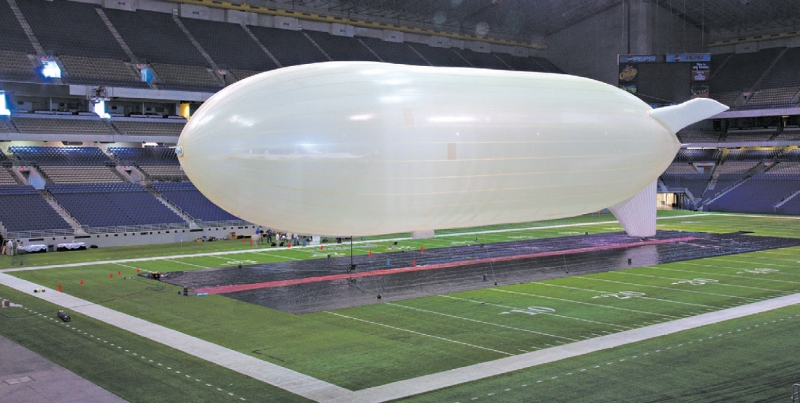 O dirigível Hi-Sentinel sendo testado no Texas. O interesse do exército americano diminuiu com o fim da guerra do Iraque | Instituto Keck de Estudos Espaciais/Eagre Interactive