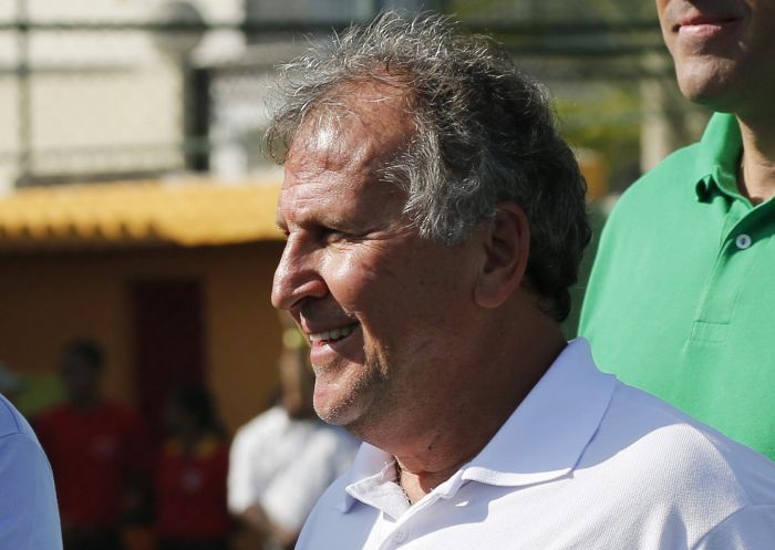 Zico vai comandar equipe da Índia | Reuters
