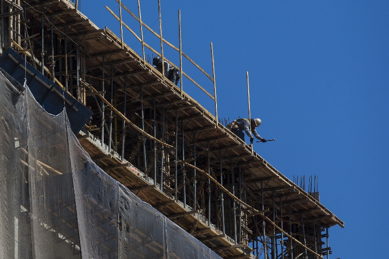 No balanço de empresas abertas e fechadas em 2012, construção civil obteve o melhor saldo | Brunno Covello/ Gazeta do Povo