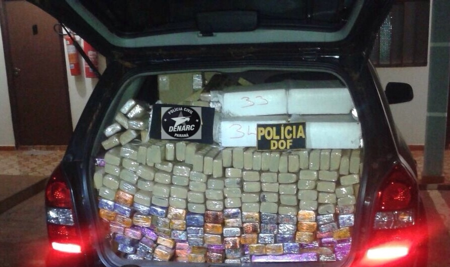 Em um automóvel estava 1,2 tonelada e em outro mais uma tonelada de maconha | Divulgação/Polícia Civil
