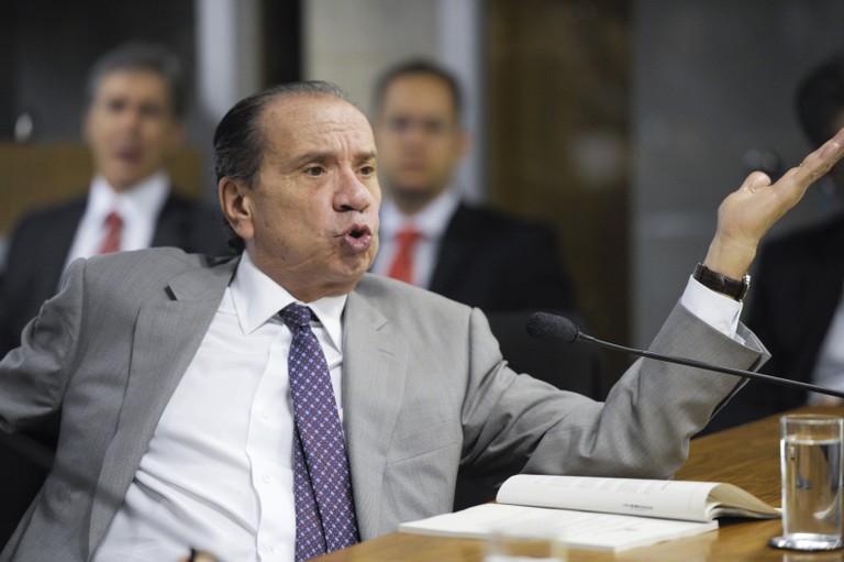 Diferente do que o coordenador da campanha tinha dito nesta segunda, Aloysio Nunes diz estar confiante na ida de Aécio ao segundo turno | José Cruz/Agência Senado