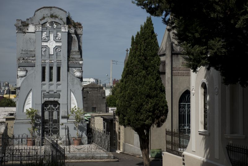 Reformas em túmulos só podem ser feitas mediante autorização da prefeitura | Henry Milléo/ Agência de Notícias Gazeta do Povo