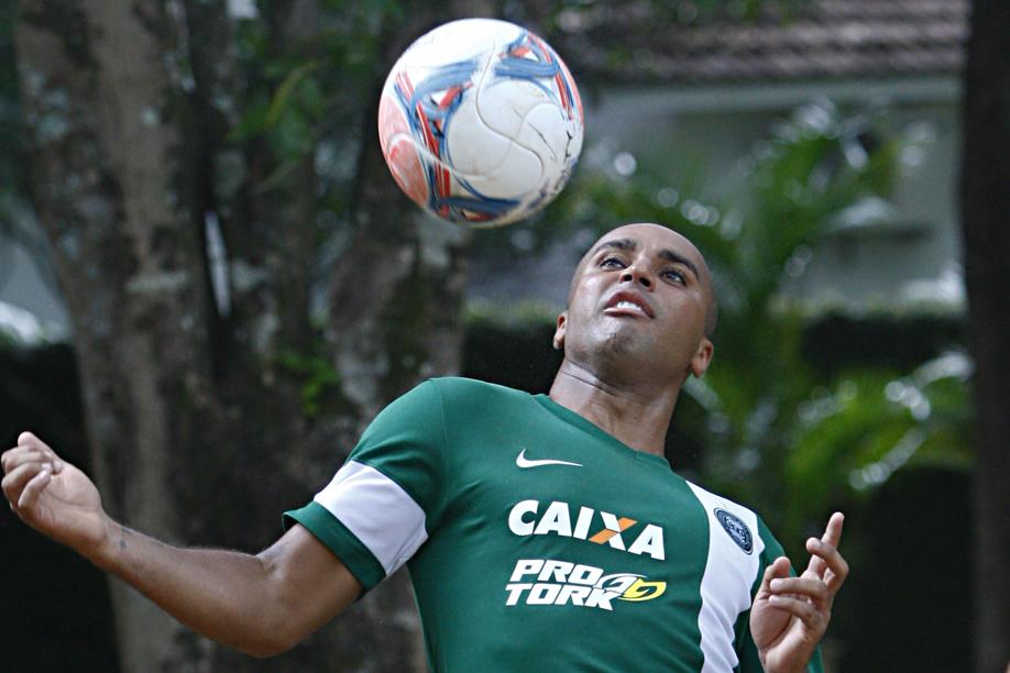 Coritiba terá de pagar R$ 11,9 milhões para Deivid | Felipe Rosa / Tribuna