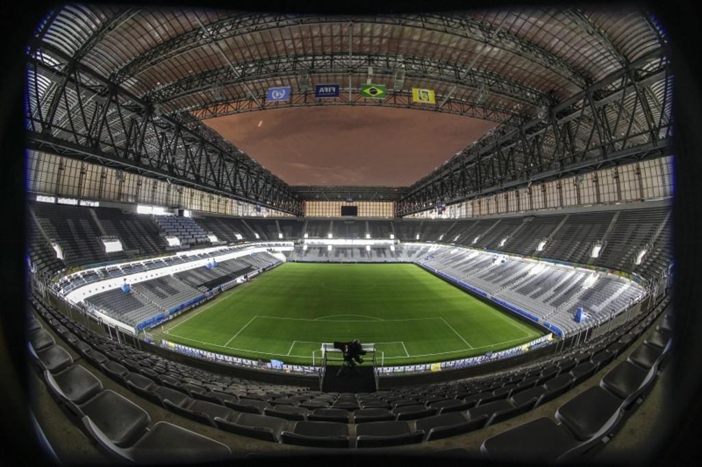 A Arena em sua última versão, moderna e palco de quatro jogos da Copa do Mundo no Brasil