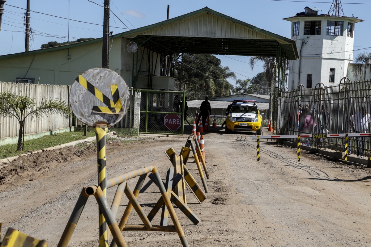 Viatura da Polícia Militar (PM) sai da Penitenciária Estadual de Piraquara 2 (PEP 2) | Henry Milléo/Agência de Notícias Gazeta do Povo
