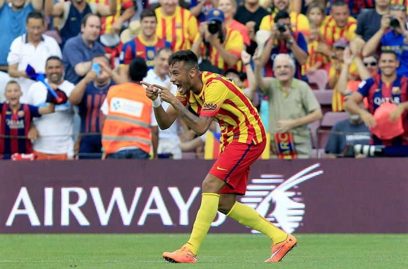 Neymar em ação pelo Barcelona | EFE