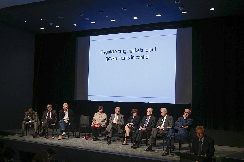 Ex-presidente brasileiro Fernando Henrique Cardoso preside o grupo sobre políticas de drogas, formado por 10 ex-chefes de Estado latino-americanos e europeus | REUTERS/Shannon Stapleton