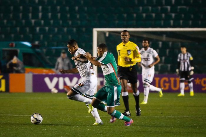 Palmeiras saiu na frente, mas levou três gols em pouco mais de cinco minutos | Folhapress