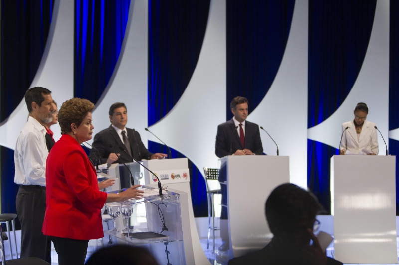 Os principais candidatos à Presidência participaram ontem do debate promovido pelo SBT, em parceria com a rádio Jovem Pan, o portal UOL e a Folha de S. Paulo | Sebastião Moreira/EFE