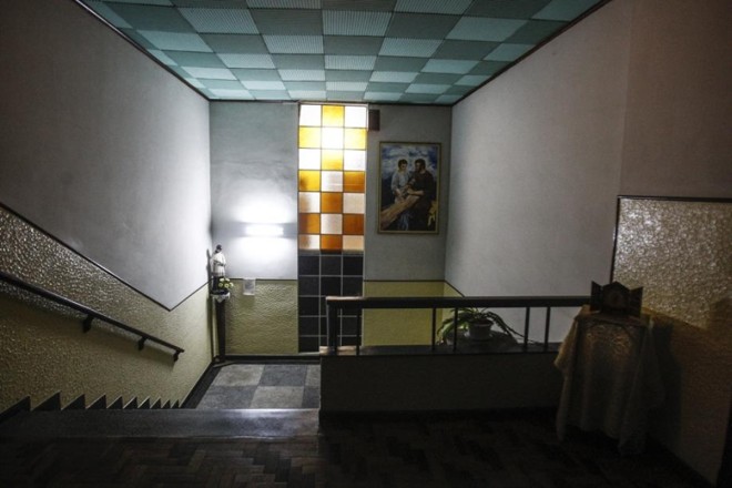 Corredor de acesso entre os dois pisos | 