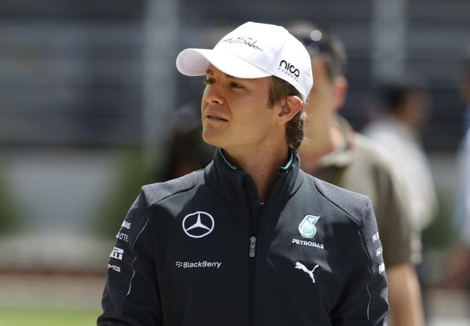 Contaminação do motor forçou Rosberg a sair do GP de Cingapura Análise constatou uma contaminação no carro de Rosberg no GP de Cingapura | Reuters