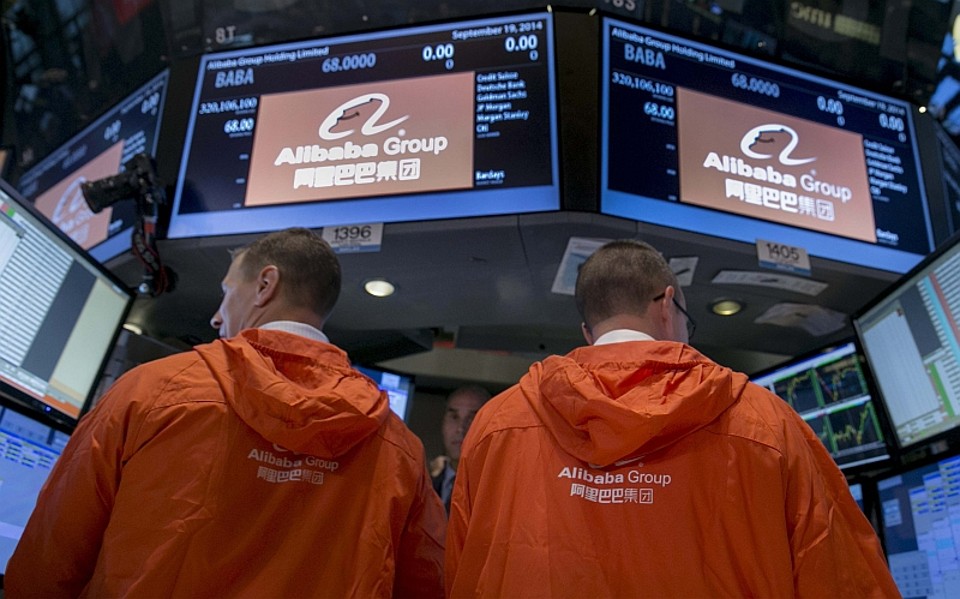 Pregão na Bolsa de Nova Iorque, nos Estados Unidos, onde ações da Alibaba são comercializadas | REUTERS/Brendan McDermid