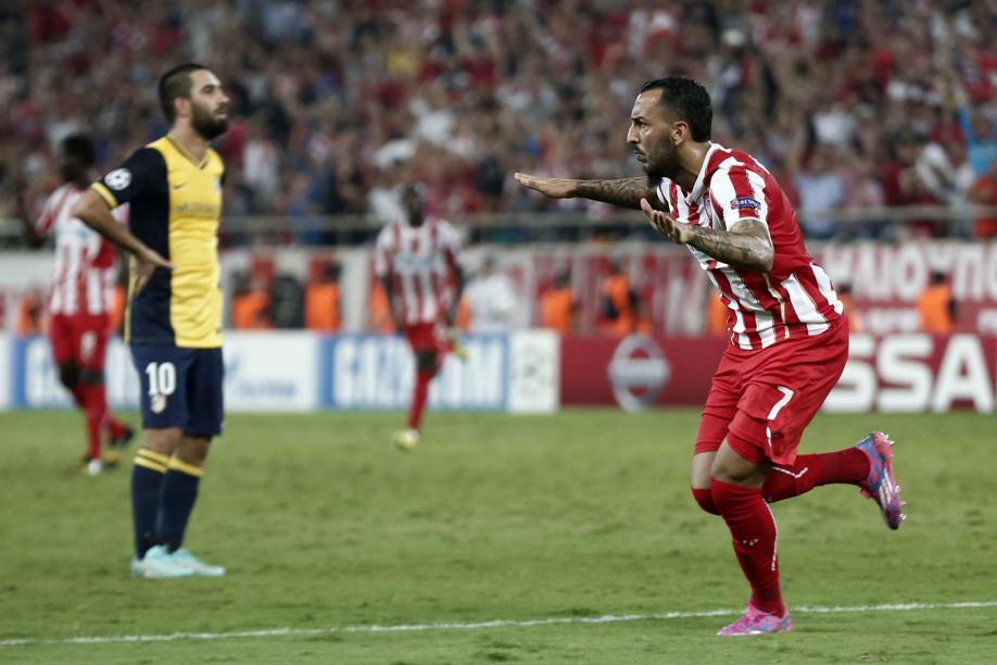 Mitroglou marcou na vitória do Olympiakos sobre o Atlético de Madrid | Reuters