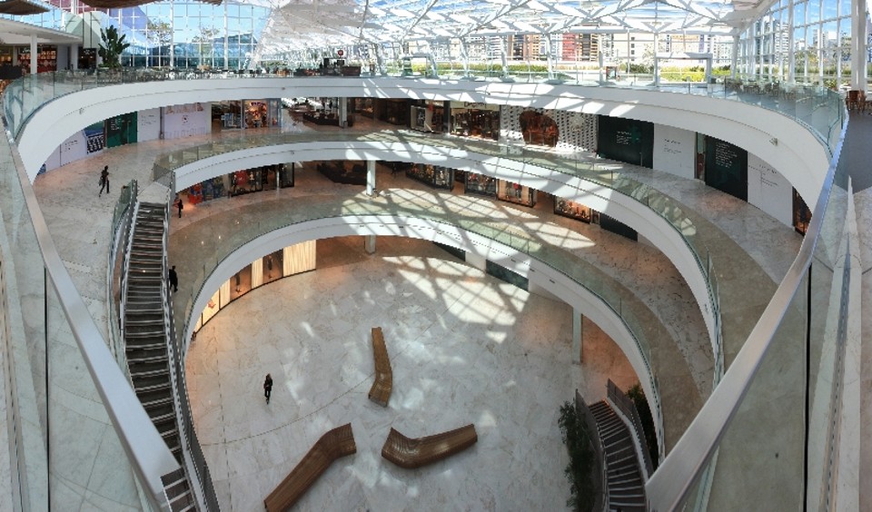 Mais novo shopping de Curitiba, o Pátio Batel ficou entre os três melhores estabelecimentos do país | Ivonaldo Alexandre/ Gazeta do Povo