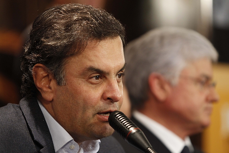 Aécio tenta retomar os votos antipetistas que migraram para a candidata do PSB depois da morte de Eduardo Campos | Hugo Harada/ Agencia de Noticias Gazeta do Povo