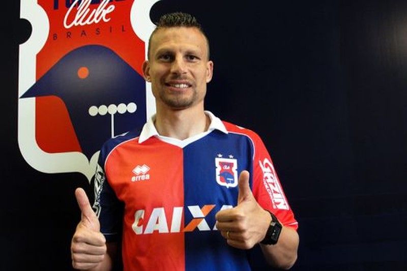 Cleiton vai reforçar a zaga do Paraná depois da saída de Gustavo | Divulgação / Paraná Clube