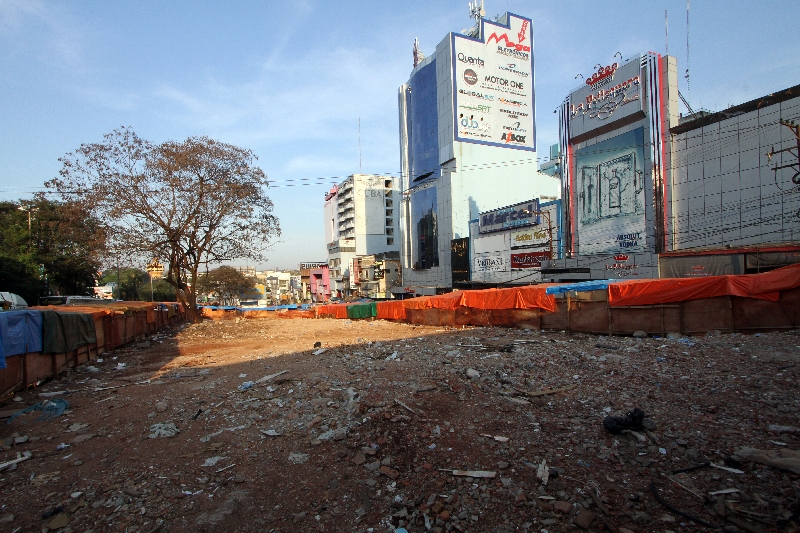 Área antiga demolida em Ciudad del Este vai dar lugar a um calçadão para melhorar a circulação de pedestres | Christian Rizzi/Gazeta do Povo