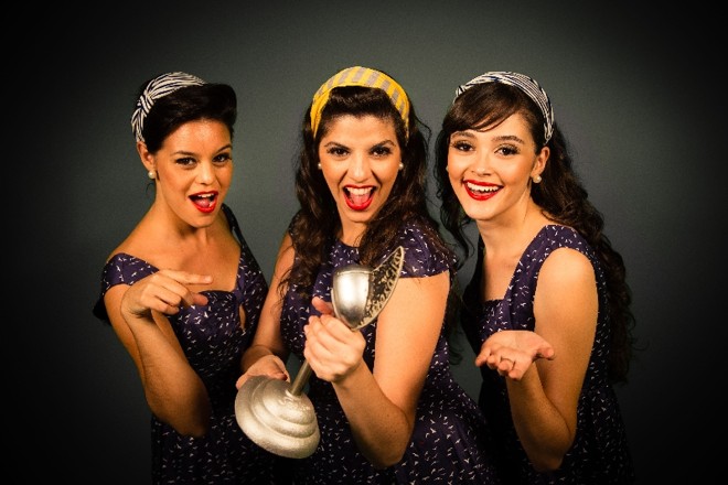 O trio vocal Cluster Sisters: repertório do grupo traz o swing jazz dos anos 1930 e 40, vertente que explora o arranjo de vozes, geralmente femininas | Luiz Rodrigues/Divulgação