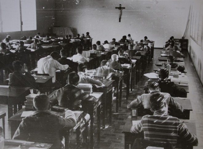 Das centenas de alunos, 186 viraram padres e 18, bispos | 