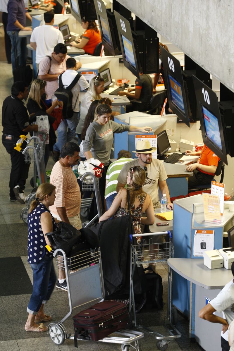 Gasto de turistas brasileiros em agosto bateu recorde | Hugo Harada/ Gazeta do Povo