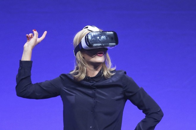 Óculos Gear VR aumenta experiência virtual no uso de games |