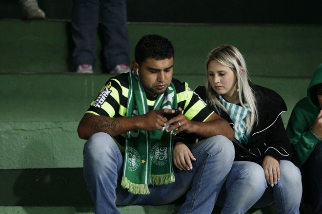 Casais no Couto Pereira na vitória do Coritiba por 2 a 0 sobre o Botafogo | 