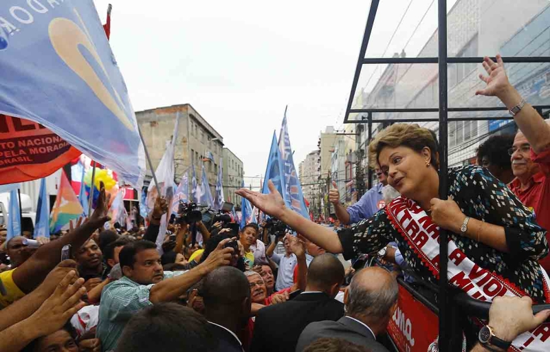 Dilma fez campanha de rua em Duque de Caxias (RJ) | Ricardo Moraes/Reuters