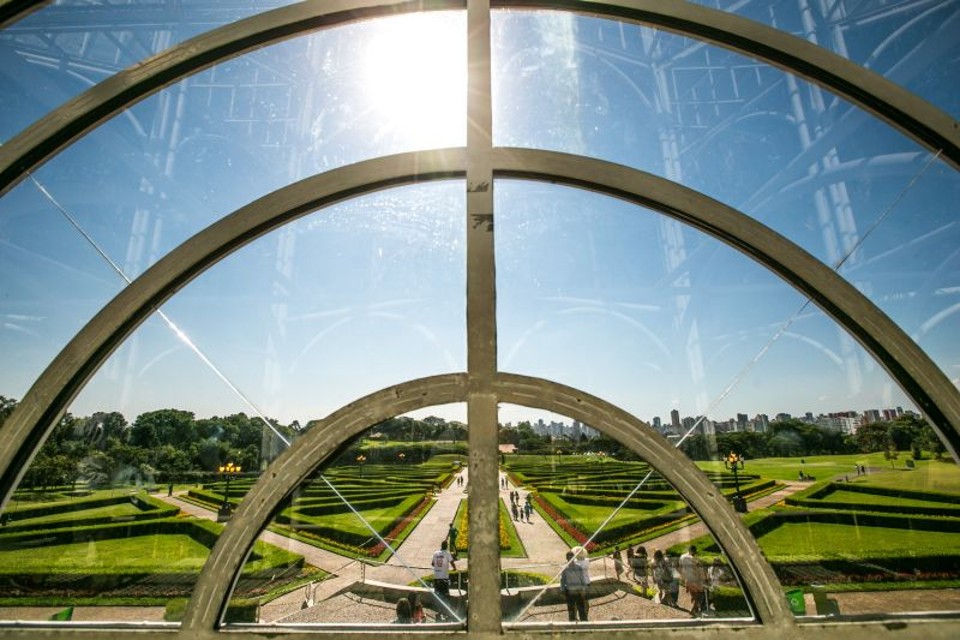 Temperatura passa dos 30°C em Curitiba neste domingo | Brunno Covello / Agência de Notícias Gazeta do Povo