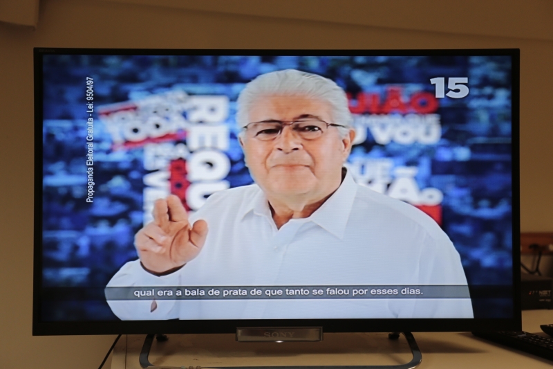 Requião: confiança no segundo turno | Cesar Machado/ Gazeta do Povo