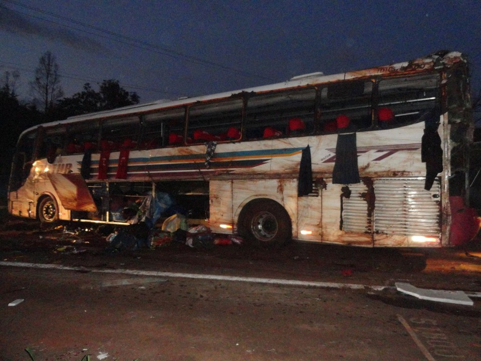 O ônibus voltava de Foz do Iguaçu para São Paulo | Divulgação/Polícia Rodoviária Federal