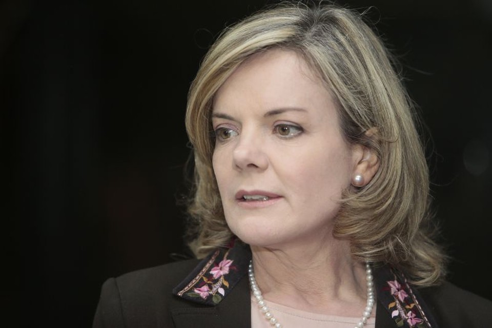 Gleisi Hoffmann durante sabatina na Universidade Positivo | Cesar Machado/Gazeta do Povo