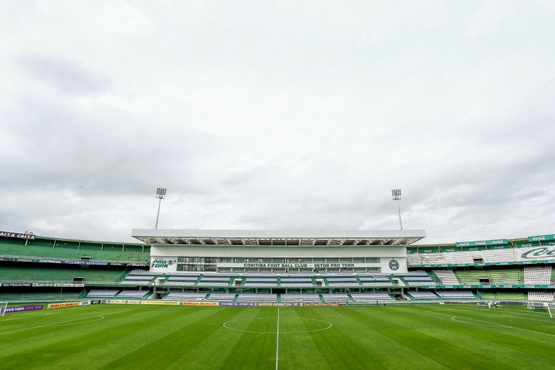 Vista geral do setor Pro Tork, que conclui a Reta da Mauá e o Estádio Couto Pereira | Hugo Harada/ Gazeta do Povo