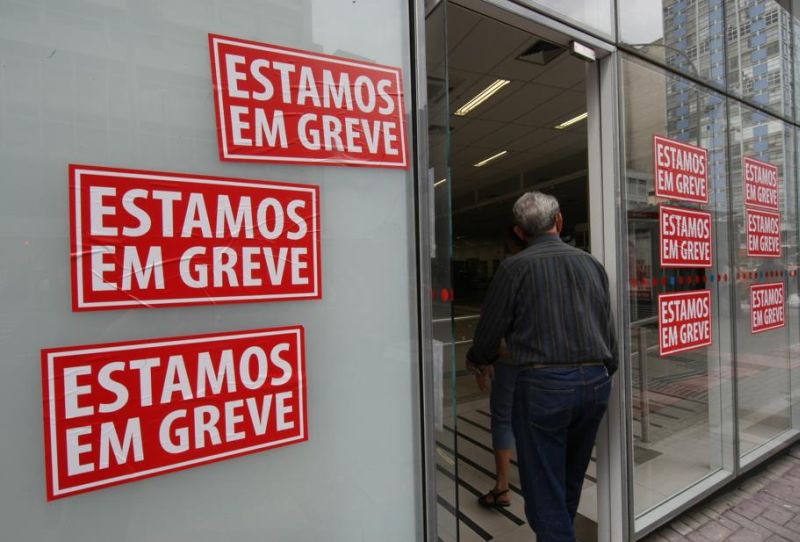290 das 532 agências de Curitiba e região estão fechadas em decorrência da greve | Aniele Nascimento / Agência de Notícias Gazeta do Povo