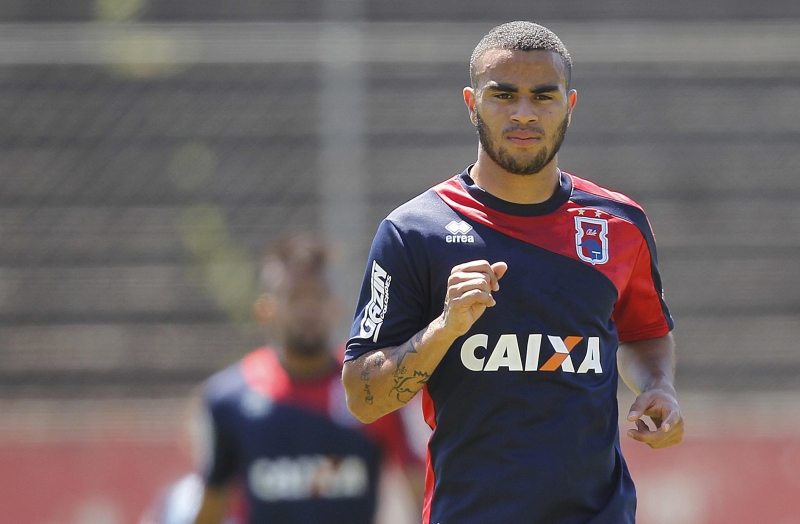 Carlinhos: reviravolta no clube | Jonathan Campos/ Gazeta do Povo