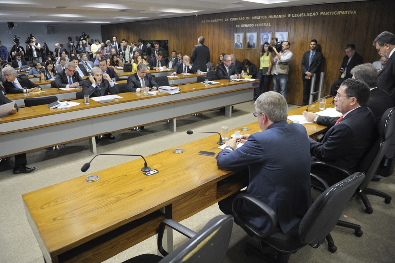 Sessão da CPI: parlamentares também querem ouvir tesoureiros do PT e do PSDB, ex-diretor da Petrobras, ex-ministro e Aécio | Jefferson Rudy/Agência Senado