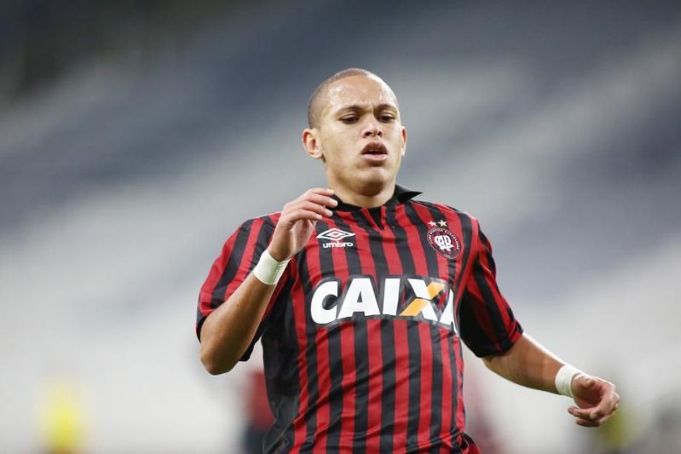 Marcos Guilherme foi chamado para a seleção sub-21 | Giuliano Gomes / Gazeta do Povo
