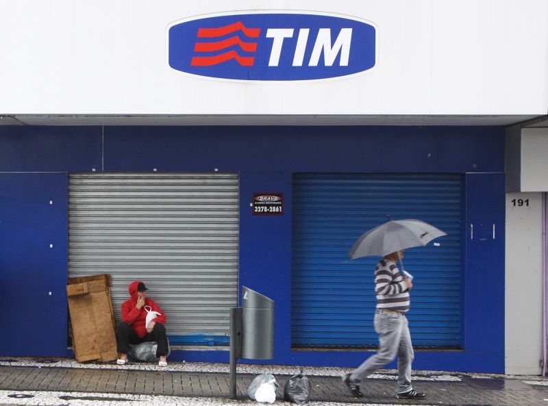 Semana passada, fontes afirmaram que TIM estaria interessada na avaliação de uma possível oferta de compra da Oi | Daniel Castellano/Gazeta do Povo.