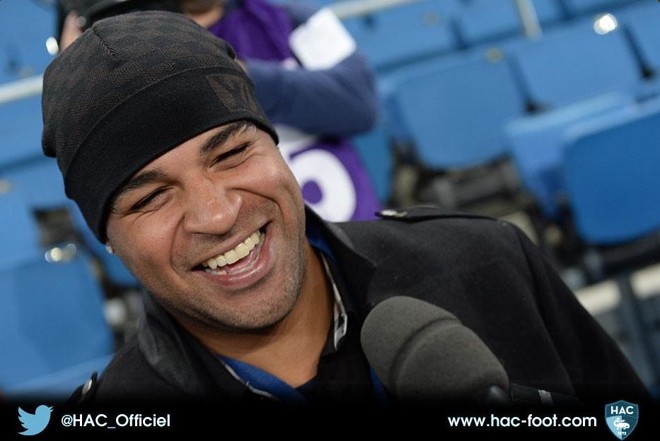 Adriano concede entrevista ao site oficial do Le Havre. |