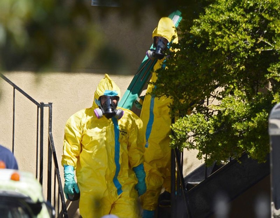 Equipe isola apartamento de Thomas Eric Duncan, primeiro caso confirmado de ebola nos Estados Unidos | EFE/EPA/LARRY W. SMITH
