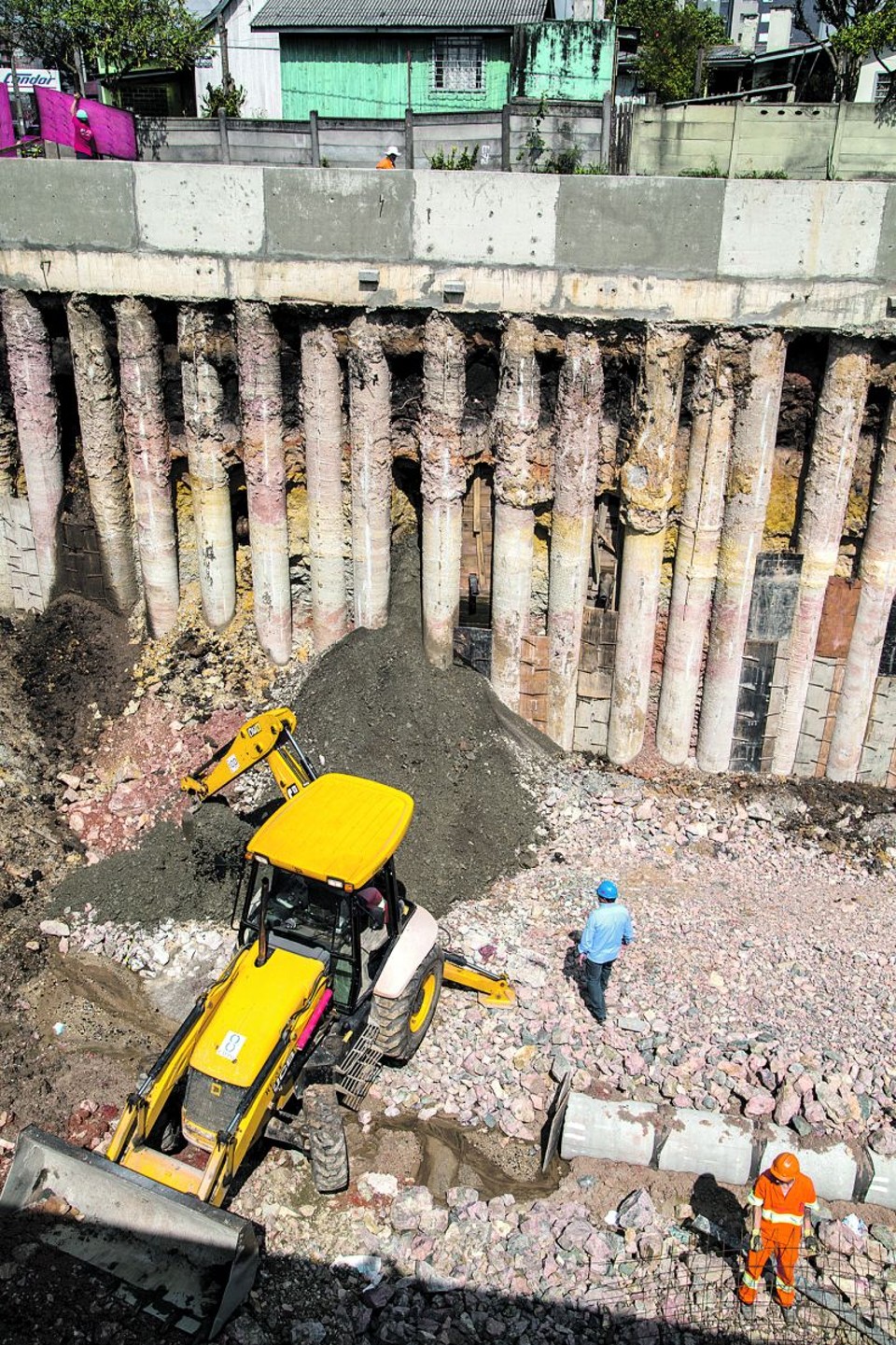 Se a opção for por cortar gastos, os investimentos do PAC fatalmente serão atingidos | Henry Milleo/Gazeta do Povo